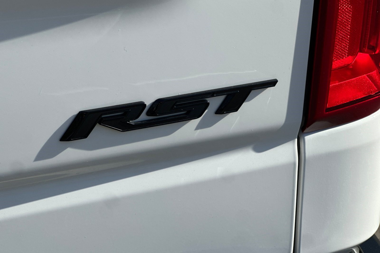 Used 2026 Chevrolet Silverado 1500 RST w/ Redline Edition AWD/4WD image 39