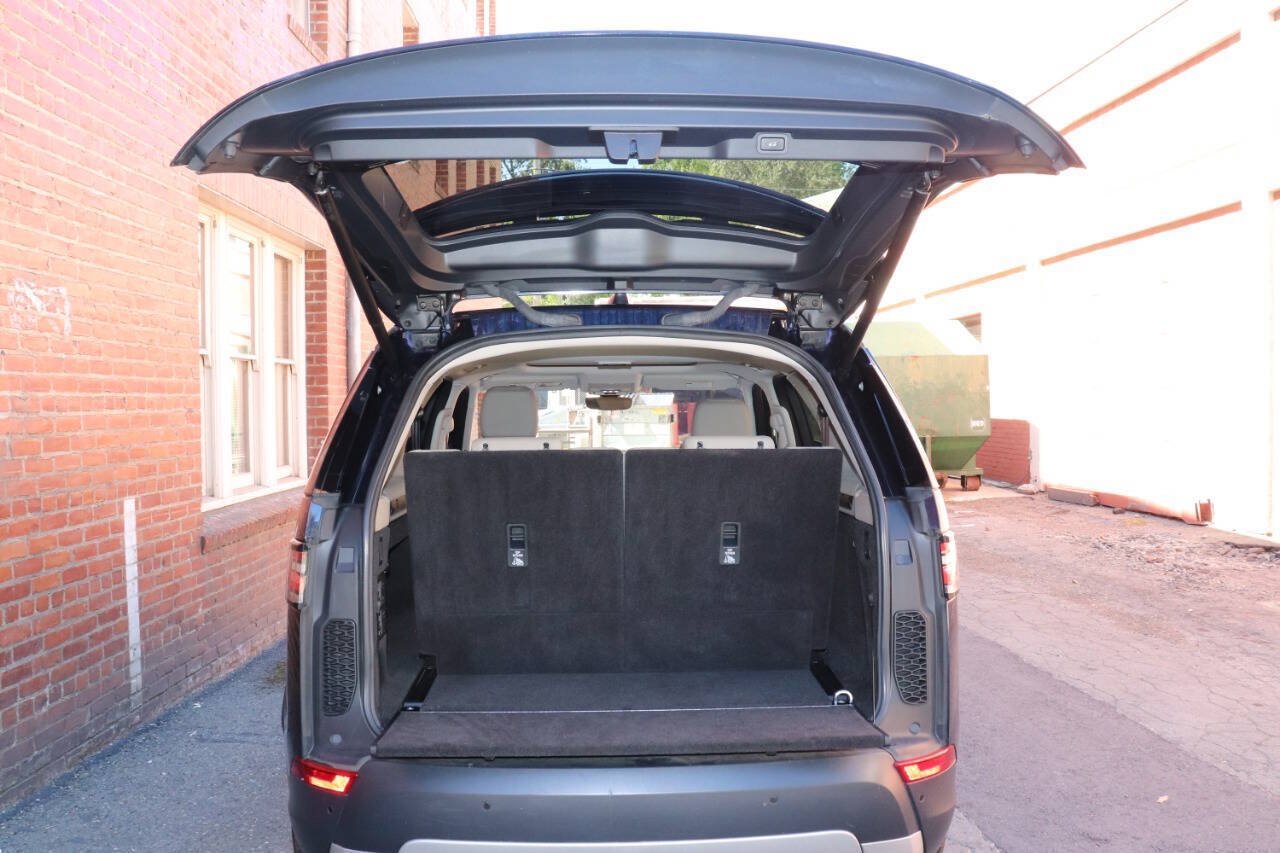 Used 2018 Land Rover Discovery HSE AWD/4WD image 68