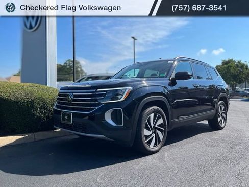 Used 2026 Volkswagen Atlas SE AWD/4WD image 1