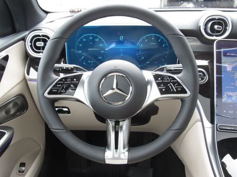 New 2026 Mercedes-Benz GLC 300 4MATIC image 25