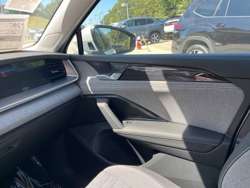 New 2025 Volkswagen Tiguan S image 21