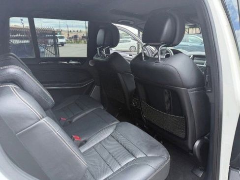 Used 2015 Mercedes-Benz GL 63 AMG 4MATIC image 25