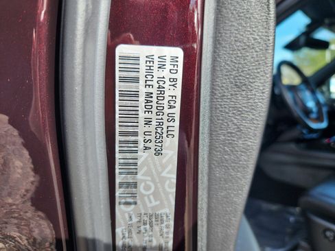 Used 2024 Dodge Durango GT image 25