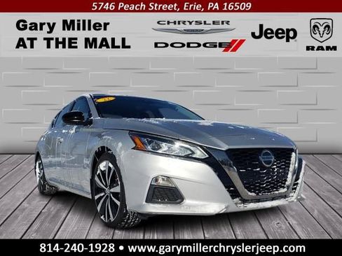 Used 2022 Nissan Altima 2.5 SR image 1