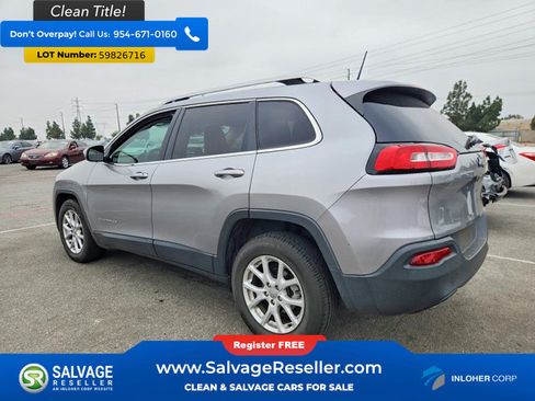 Used 2016 Jeep Cherokee Latitude FWD image 3