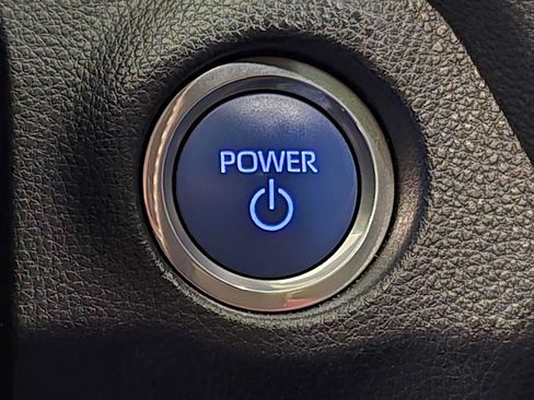 Certified 2022 Toyota RAV4 SE w/ Weather & Moonroof Package AWD/4WD image 18
