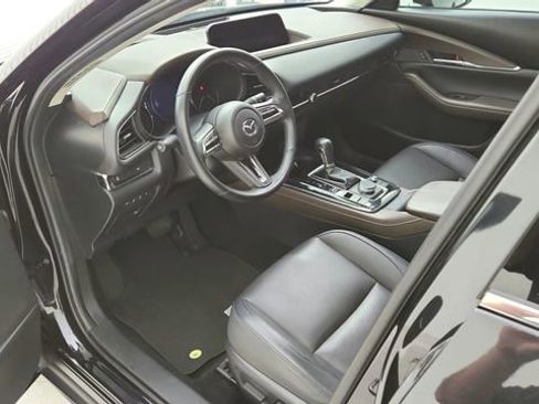 Used 2023 MAZDA CX-30 AWD 2.5 S w/ Premium Package image 9
