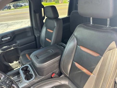 Used 2020 GMC Sierra 2500 AT4 w/ AT4 Premium Package AWD/4WD image 12