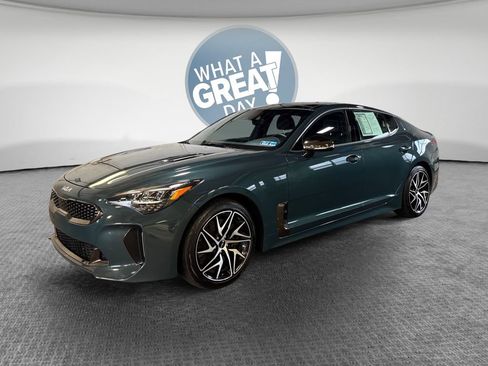 Certified 2023 Kia Stinger GT-Line w/ Sun & Sound Package AWD/4WD image 8