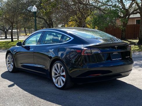 Used 2019 Tesla Model 3 Performance image 6