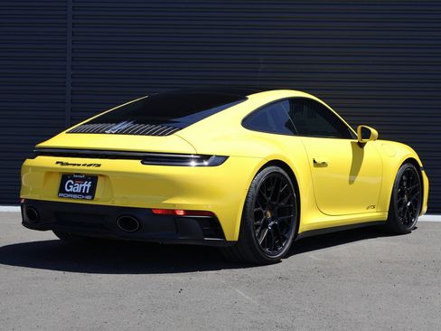 Used 2022 Porsche 911 Carrera 4 GTS AWD/4WD image 9