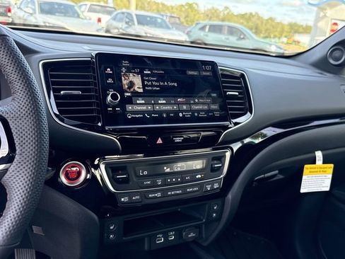 New 2026 Honda Ridgeline Black Edition image 28