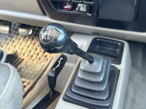 Used 2003 Jeep Wrangler Sahara image 16