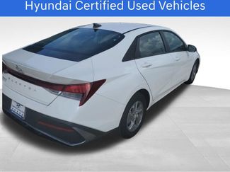 Certified 2025 Hyundai Elantra SE FWD video 3