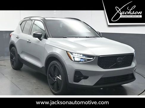 New 2026 Volvo XC40 B5 Ultra w/ Protection Package Premier image 1