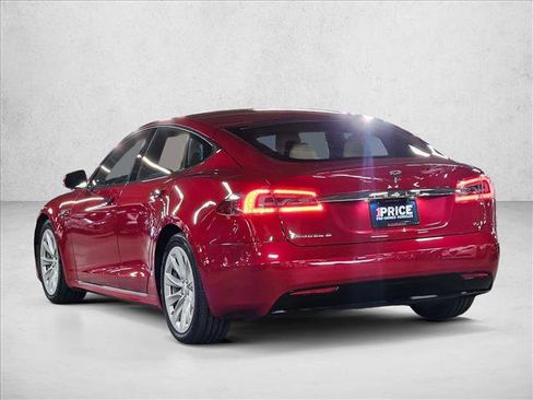 Used 2016 Tesla Model S 70 image 8