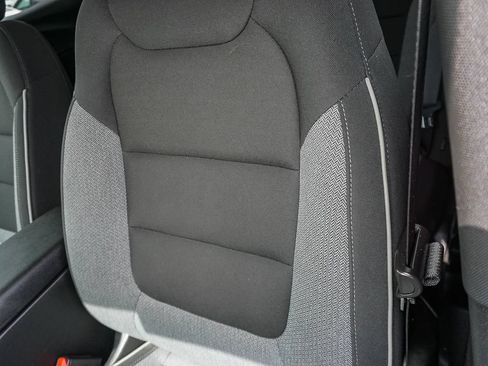Used 2023 Chevrolet TrailBlazer LT FWD image 20