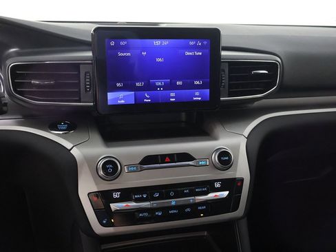 Used 2020 Ford Explorer XLT w/ Equipment Group 202A image 43