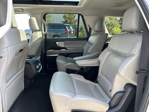 Used 2025 Ford Expedition Max Active RWD image 15
