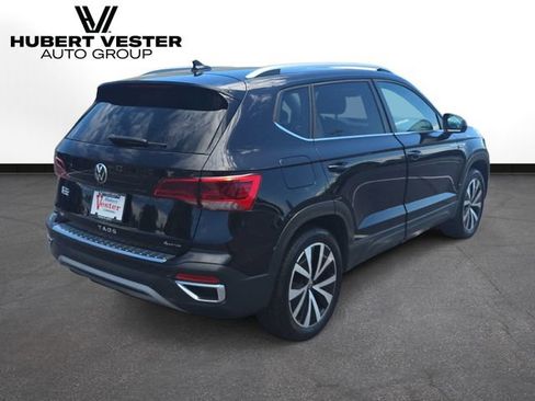 Used 2022 Volkswagen Taos SE AWD/4WD image 6