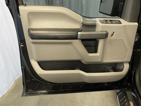 Used 2018 Ford F150 XLT w/ Equipment Group 302A Luxury image 13