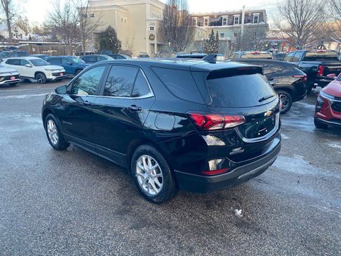 Used 2022 Chevrolet Equinox LT image 4