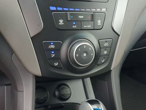 Used 2015 Hyundai Santa Fe Sport w/ Option Group 02 image 17