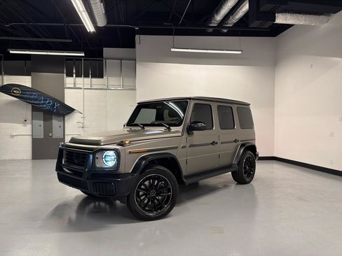 Used 2025 Mercedes-Benz G 550 image 2