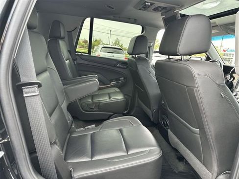 Used 2018 Chevrolet Tahoe Premier AWD/4WD image 28