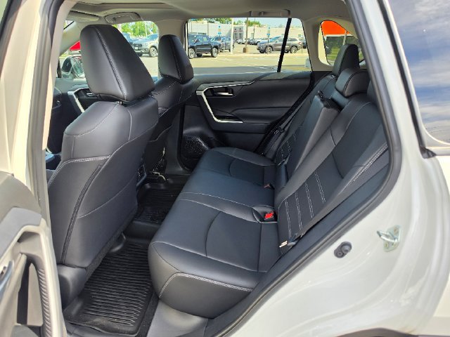 Used 2025 Toyota RAV4 XLE Premium w/ Weather Package AWD/4WD image 22