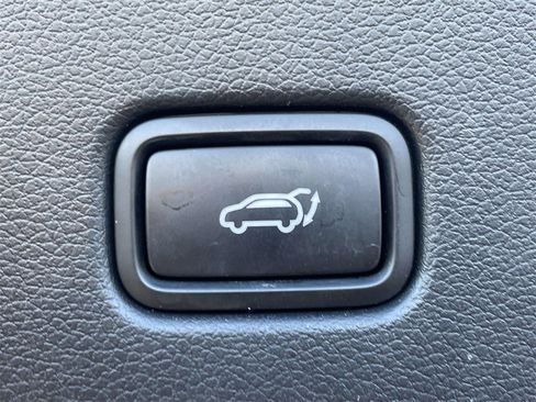 Used 2025 Hyundai Palisade Calligraphy image 9