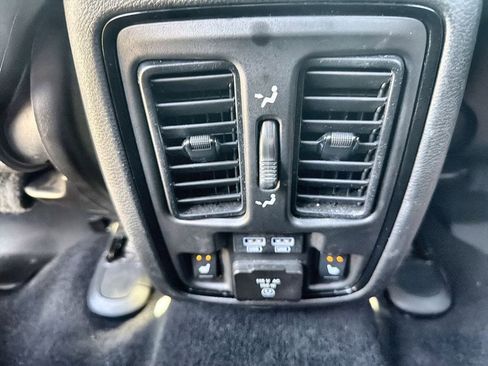 Used 2024 Dodge Durango GT AWD/4WD image 37
