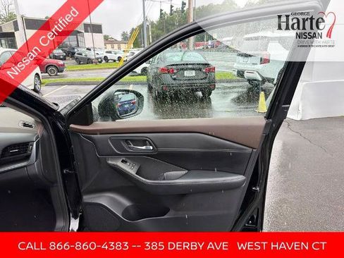 Certified 2023 Nissan Rogue SV w/ SV Premium B Package AWD/4WD image 30