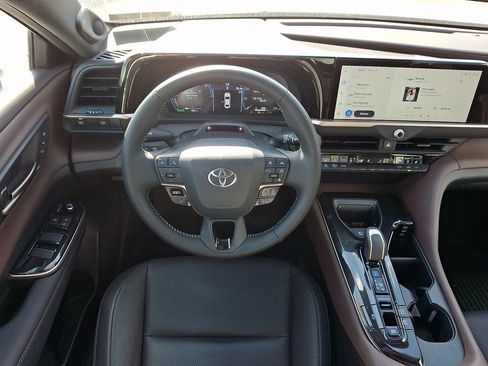 Used 2024 Toyota Crown w/ Advanced Technology Package AWD/4WD image 11
