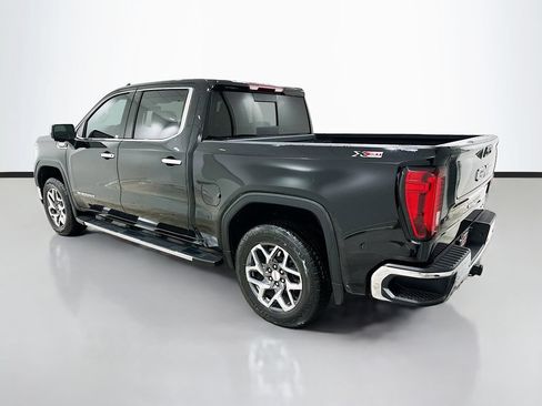 Used 2024 GMC Sierra 1500 SLT AWD/4WD image 5
