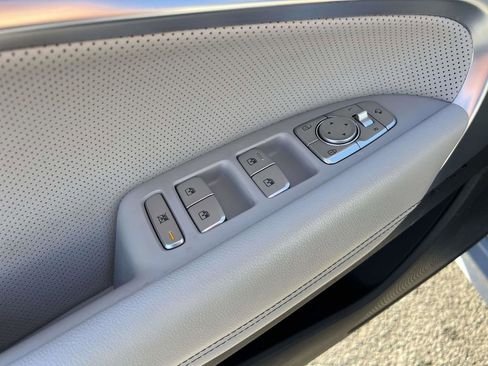 Used 2023 Genesis G70 2.0T w/ Sport Prestige Package image 22