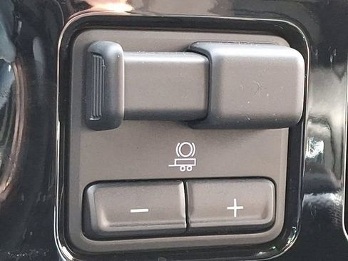 Used 2024 Chevrolet Silverado 1500 RST w/ Convenience Package II AWD/4WD image 23