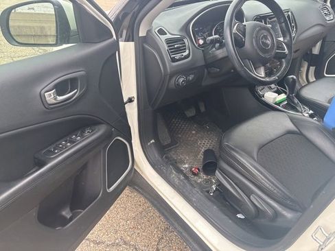 Used 2020 Jeep Compass Latitude image 6