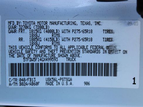 Used 2016 Toyota Tundra SR5 w/ TRD Off Road Package image 10