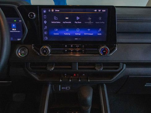 Used 2026 Chevrolet Colorado W/T w/ WT Custom Package AWD/4WD image 4