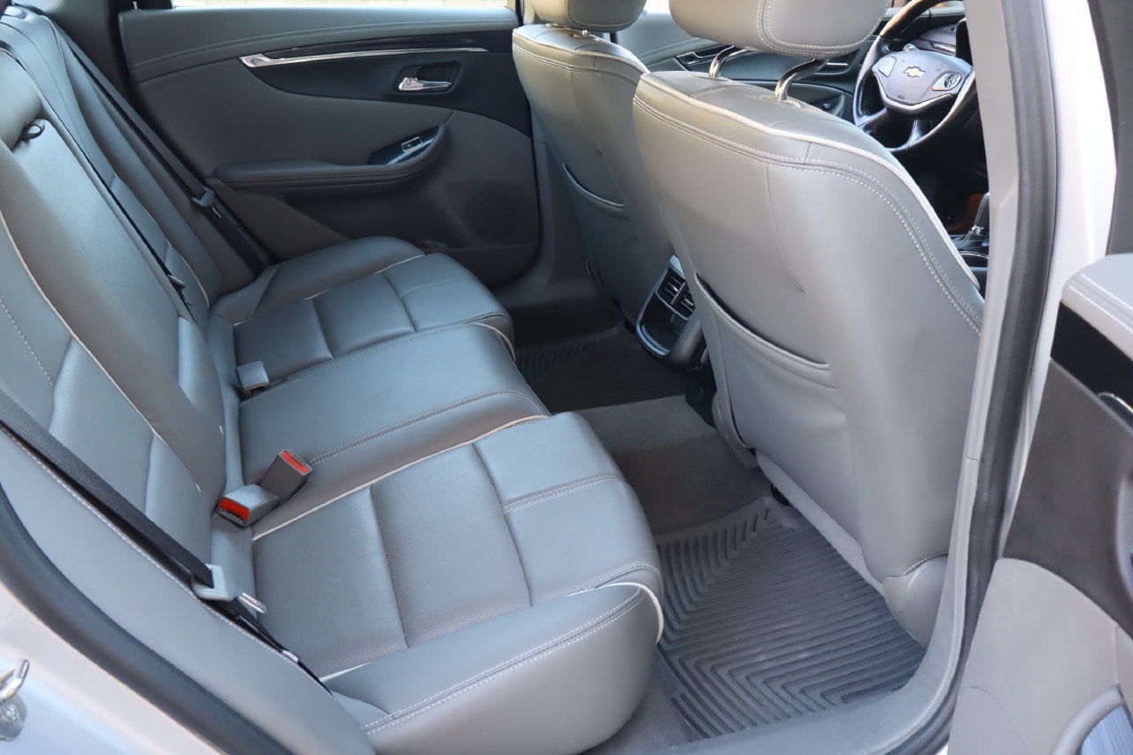 Used 2017 Chevrolet Impala Premier FWD image 17