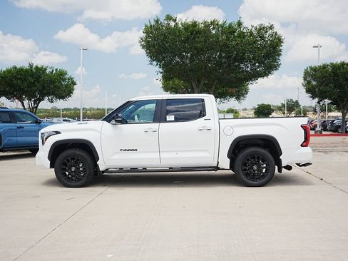 New 2026 Toyota Tundra Limited AWD/4WD image 4