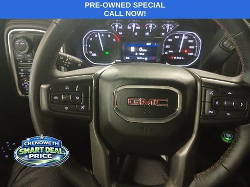 Used 2022 GMC Sierra 1500 AT4 w/ AT4 Preferred Package AWD/4WD image 11