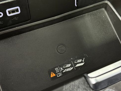 Used 2023 GMC Yukon Denali image 31