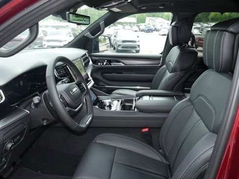 New 2026 Jeep Grand Wagoneer L Summit AWD/4WD image 2