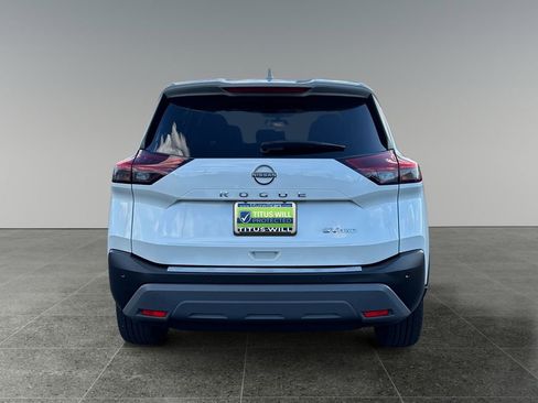 Used 2023 Nissan Rogue SV AWD/4WD image 8