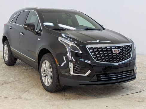 New 2026 Cadillac XT5 Luxury image 7