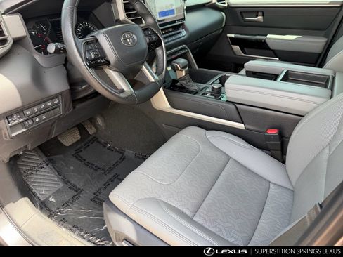 Used 2023 Toyota Tundra Limited w/ Power Package AWD/4WD image 19