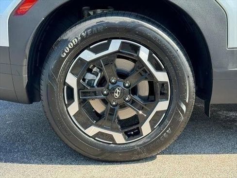 Used 2025 Hyundai Santa Fe SEL w/ Tow & Go Package AWD/4WD image 4