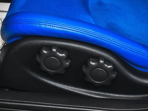 Used 2024 Nissan Z Performance w/ Floor Mat Package image 41